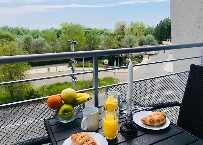 Celebrity Exclusive Cacao Σάνι Μπιτς