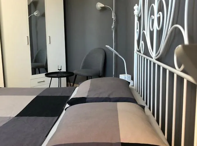 Celebrity Exclusive Cacao * Σάνι Μπιτς