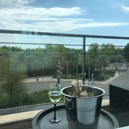 Celebrity Exclusive Cacao